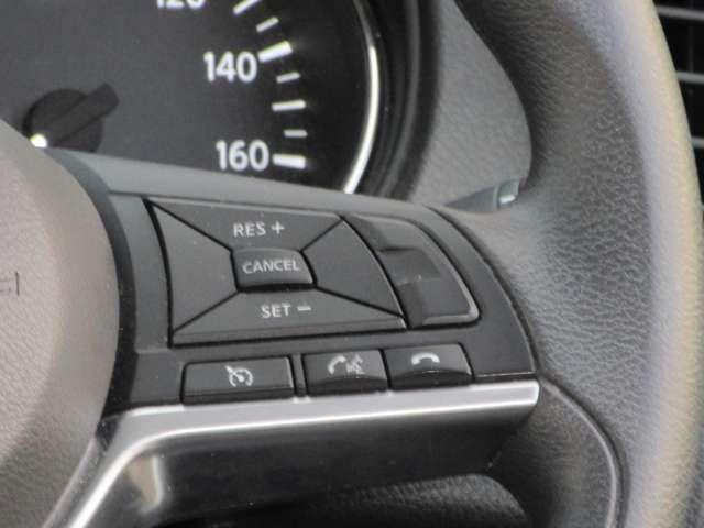 エクストレイル ２．０　２０Ｓ　Ｖセレクション　２列車　４ＷＤ　オールモード４×４　クルコン　メモリーナビ　盗難防止システム　ワンオーナー　ＥＴＣ　ＡＢＳ　パワーステアリング　アルミホイール　ドラレコ　エアバッグ　全周囲カメラ　アイドリングストップ　Ｓキー（12枚目）