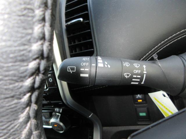 セレナ ２．０　ハイウェイスター　ＶセレクションＩＩ　全周囲モニタ　インテリキー　ＬＥＤライト　ＥＴＣ車載器　オートクルーズコントロール　サイドエアバッグ　記録簿　ドライブレコーダー　メモリ－ナビ　アルミ　ＴＶナビ　エアバック　ＡＢＳ　Ｗエアバッグ（21枚目）