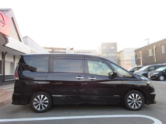 セレナ ２．０　ハイウェイスター　ＶセレクションＩＩ　全周囲モニタ　インテリキー　ＬＥＤライト　ＥＴＣ車載器　オートクルーズコントロール　サイドエアバッグ　記録簿　ドライブレコーダー　メモリ－ナビ　アルミ　ＴＶナビ　エアバック　ＡＢＳ　Ｗエアバッグ（32枚目）