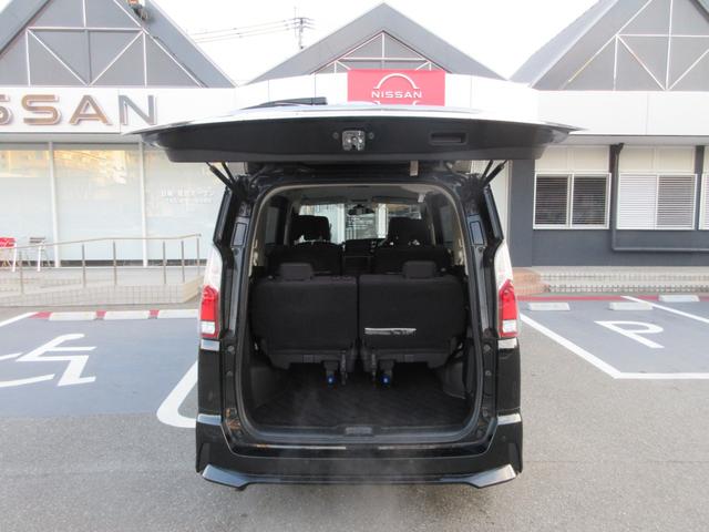 セレナ ２．０　ハイウェイスター　ＶセレクションＩＩ　全周囲モニタ　インテリキー　ＬＥＤライト　ＥＴＣ車載器　オートクルーズコントロール　サイドエアバッグ　記録簿　ドライブレコーダー　メモリ－ナビ　アルミ　ＴＶナビ　エアバック　ＡＢＳ　Ｗエアバッグ（43枚目）