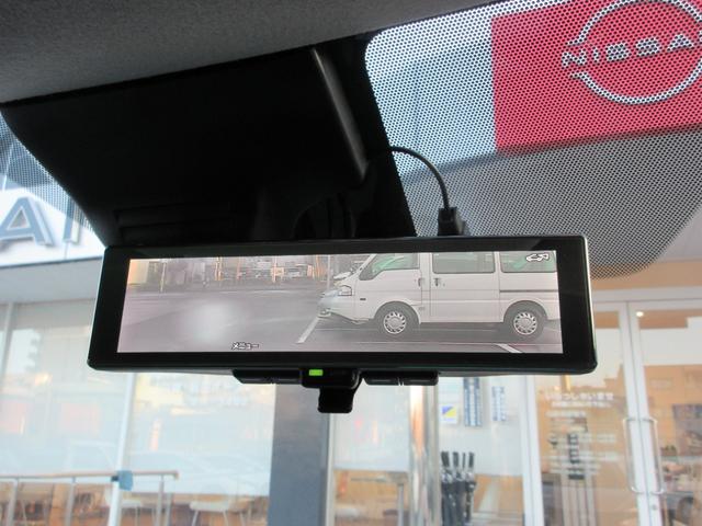 ���[���~���[���~���[���[�h�A���j�^�[���[�h�ɐ؂�ւ����ł���X�}�[�g���[���~���[�ƂȂ�܂��I�A���E���h�r���[���j�^�[�̕\���Ƃ������@�\������A�����͂̊m�F�����₷���Ȃ鑕���ƂȂ��Ă���܂��B