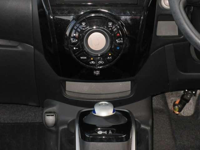 ノート １．２　ｅ－ＰＯＷＥＲ　Ｘ　３６０°カメラ　記録簿付　運転席助手席エアバック　レーンキープ　ＡＵＴＯエアコン　１オーナー　ナビＴＶ　運転席エアバッグ　キーレスエントリー　ドラレコ　ＥＴＣ車載器　パワーウィンドウ　パワステ　ＡＢＳ（8枚目）