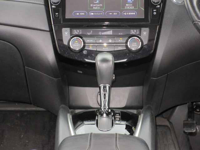 �e�����i�̑���r�v�͑��삵�₷���܂Ƃ܂��Ă��܂��B