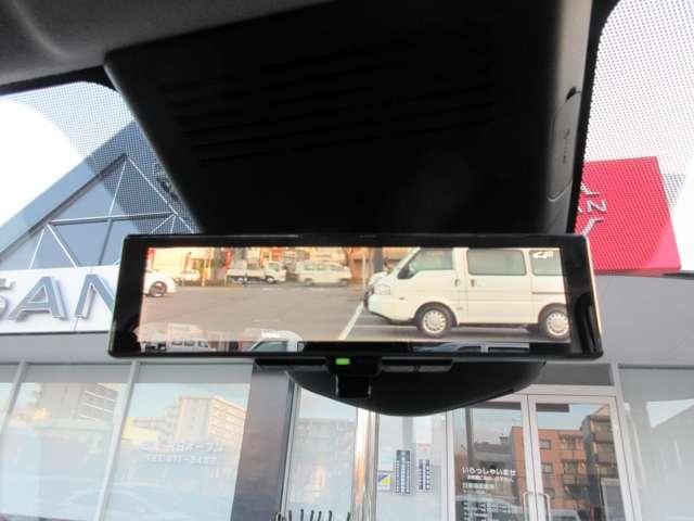 セレナ ２．０　ハイウェイスターＶ　メモリーナビ・後席モニター・アランドビュ　地上デジタル　ＬＫＡ　追従クルーズ　アイドリングＳ　スマートキー＆プッシュスタート　両側自動ドア　ＬＥＤヘッドライト　３列シート　Ｂカメラ　ワンオーナー（27枚目）