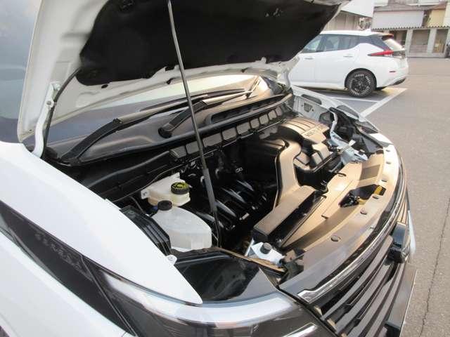 セレナ ２．０　ハイウェイスターＶ　メモリーナビ・後席モニター・アランドビュ　地上デジタル　ＬＫＡ　追従クルーズ　アイドリングＳ　スマートキー＆プッシュスタート　両側自動ドア　ＬＥＤヘッドライト　３列シート　Ｂカメラ　ワンオーナー（37枚目）