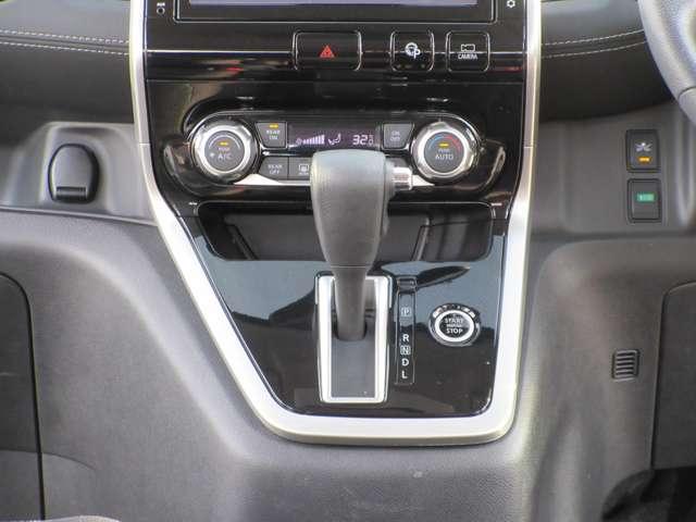 �e�����i�̑���r�v�͑��삵�₷���܂Ƃ܂��Ă��܂��B