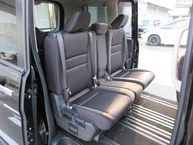 ���A�V�[�g�͍��E�񕪊��őO��X���C�h�⃊�N���C�j���O���\�Ȃ̂ŁA����������A�L�X�߂����܂���B