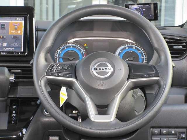 ルークス ６６０　ハイウェイスターＸ　社外メモリーナビ・地デジＴＶ・アランドビュ　誤発進抑制装置　アラウンドビュモニター　左右パワースライドドア　ＡＷ　ＳＲＳ　キーフリーシステム　ドライブレコーダ　地デジ　車線逸脱防止　ハイビームアシスト（8枚目）