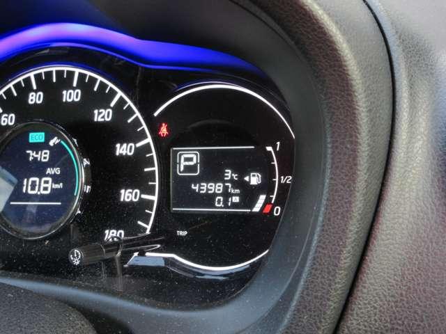 ノート １．２　アクシス　社外メモリーナビ・地デジＴＶ・バックカメラ　アイスト　スマキー　ナビＴＶ　１オーナー　ＥＴＣ　パワーウィンドウ　地デジ　ＡＡＣ　Ｂカメラ（19枚目）