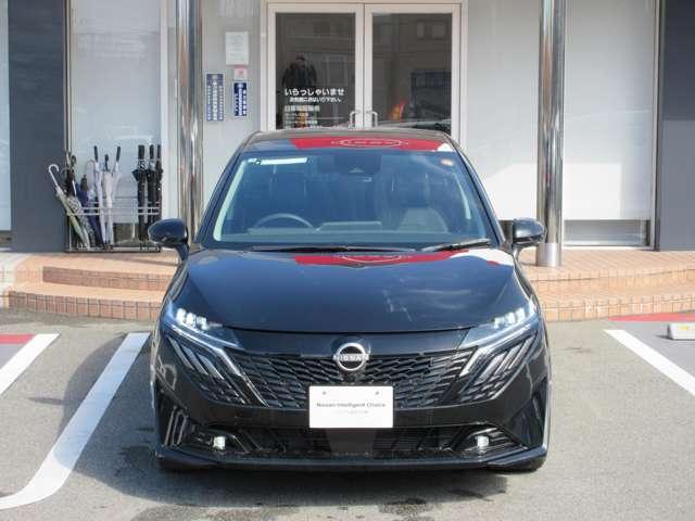 �w�b�h���C�g�ɉ����āA�t�H�O�����v�����ڂ��Ă���܂��̂ŁA�R���𑖂�ۂ����E���m�ۂ��₷���ł��I