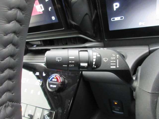 �e�����i�̑���r�v�͑��삵�₷���܂Ƃ܂��Ă��܂��B