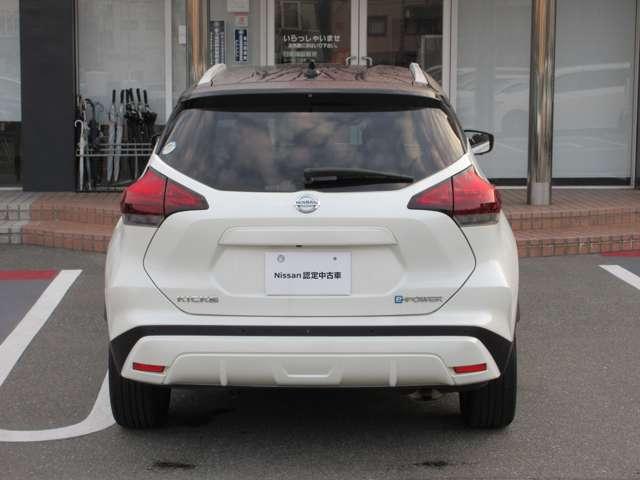 �v���C�o�V-�K���X����������Ă��܂��B�O������Ƃ��͋C�ɂȂ炸�ɁA����ԗ�����ԓ��������ɂ����݌v�ł��B