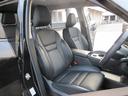 クッション性能が高く、程よく体をホールドしてくれるフロントシートなので、ゆったりとした運転を楽しんで頂けます。