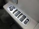 全席パワーウィンドウとなっています。運転席はオートになっているのでワンタッチ開閉することが出来ます。