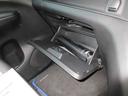 グローブボックスです！上下にスペースがあり、車検証や小物を収納可能です