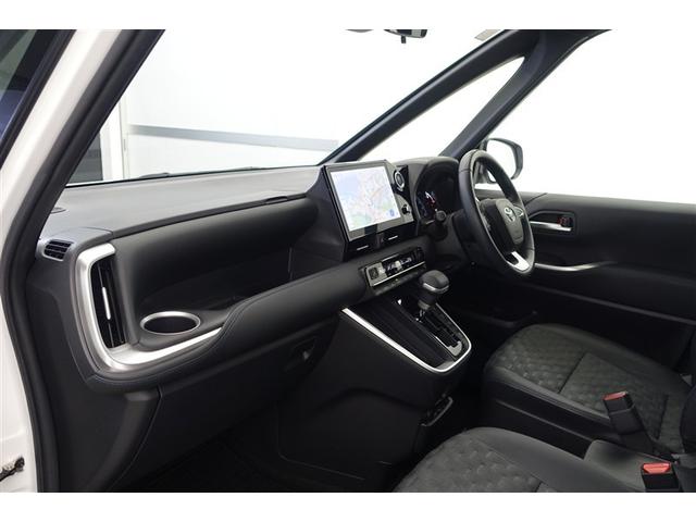 ヴォクシー Ｓ－Ｚ　ＤＶＤ再生機能　スマートキープッシュスタート　両側電動パワースライドドア　パワーウインドウ　１オナ　ＥＴＣ車載器　ＬＥＤライト　デュアルエアコン　アルミホイール　盗難防止装置　記録簿　横滑り防止機能（38枚目）