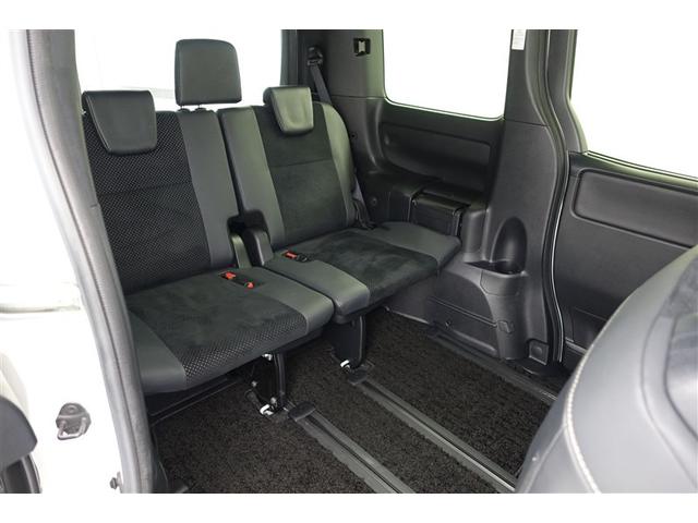 ヴォクシー ZS 煌III プリクラッシュ スマートキ アイスト DVD再生機能 記録簿付き 横滑り防止装置 ナビTV アルミ 三列シート WAC 盗難防止 オートエアコン キーレス ETC装備 パワステ メモリナビ クルコン(7枚目)