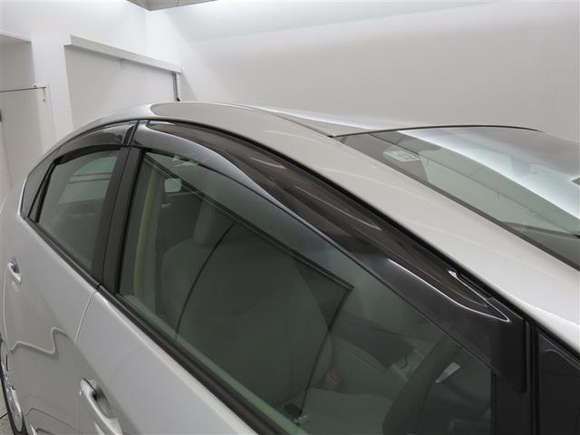 プリウス S アイドリングストップ搭載 Bモニタ- インテリキー デュアルエアバック エアB イモビライザー ナビTV AUTOエアコン 横スベリ防止 アルミホイール ETC装備 ABS サイドエアバッグ(21枚目)