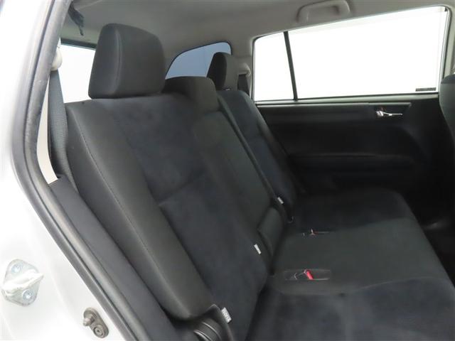 カローラフィールダー ハイブリッドＧ　スマートエントリー　Ａストップ　メンテナンスノート　ワンセグテレビ　助手席エアバック　エアバック　メディアプレイヤー接続　カーテンエアバッグ　ワイヤレスキー　盗難防止　パワーウィンド　横滑防止装置（6枚目）