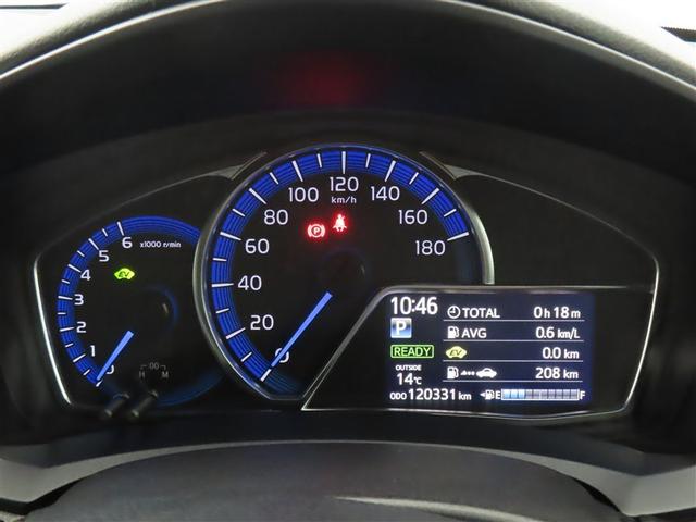 カローラフィールダー ハイブリッドＧ　スマートエントリー　Ａストップ　メンテナンスノート　ワンセグテレビ　助手席エアバック　エアバック　メディアプレイヤー接続　カーテンエアバッグ　ワイヤレスキー　盗難防止　パワーウィンド　横滑防止装置（29枚目）