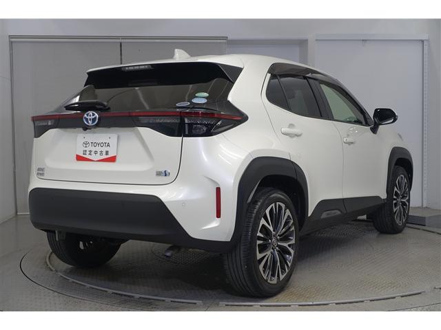 �o�b�N�h�A�͑傫����ɒ��ˏオ��܂��̂ŉו��̏o��������ȒP�ɏo���܂��B�J�̓��ɂ̓o�b�N�h�A���J�����ɂȂ��Ă���܂��恙