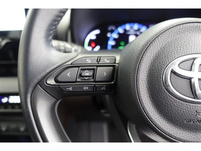 �X�e�A�����O�X�C�b�`���ځI�n���h�������𗣂��Ȃ��Ă��A�茳�̃X�C�b�`�ŉ��ʒ��߂Ȃǂ��o���܂��B�^�]�ȂɎ��������炳�Ȃ��Ă����삪�o���Ĉ��S�ł��I