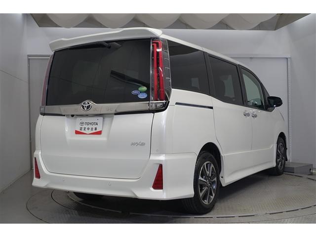 �o�b�N�h�A�͑傫����ɒ��ˏオ��܂��̂ŉו��̏o��������ȒP�ɏo���܂��B�J�̓��ɂ̓o�b�N�h�A���J�����ɂȂ��Ă���܂��恙