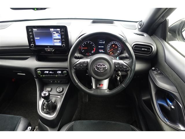 ＧＲヤリス ＲＺ　ハイパフォーマンス　１オーナ　地デジ　Ｉストップ　ＬＥＤヘッド　盗難防止システム　バックガイドモニター　ＡＷＤ　フルオートエアコン　横滑り防止装置付き　アクティブクルーズコントロール　スマートキ－　ＡＢＳ付き　アルミ（4枚目）