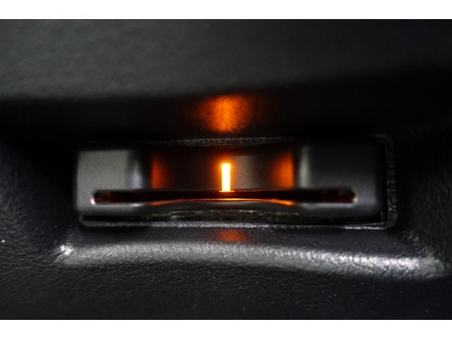 シエンタ G 衝突回避ブレーキ アイドリング フルセグ地デジTV スマートキ キーレスエントリー 助手席エアバック 1オーナ 横滑防止 ウォークスルー ETC車載器 セキュリティアラーム エアコン ナビTV 3列(16枚目)