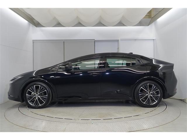 プリウス Ｚ　１オーナー　ＡＣ１００Ｖ　メディアプレイヤー接続　セキュリティー　ＡＷ　オートエアコン　整備記録簿　クルーズコントロール　ドライブレコーダ　ＴＶ　運転席パワーシート　横滑り防止装置　ＥＴＣ付　ＡＢＳ（2枚目）