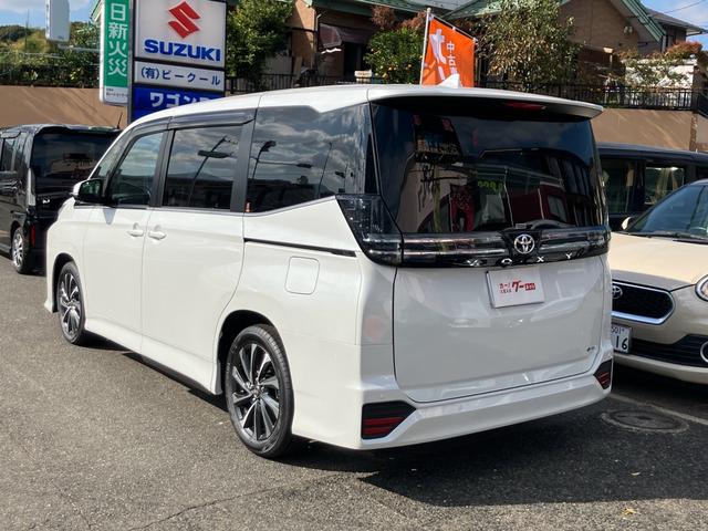 ヴォクシー ハイブリッドＳ－Ｚ　登録済未使用車　ナビテレビ　アラウンドビュー　後席フリップダウンモニター　ＥＴＣ　ヘッドアップディスプレイ　デジタルインナーミラー（7枚目）