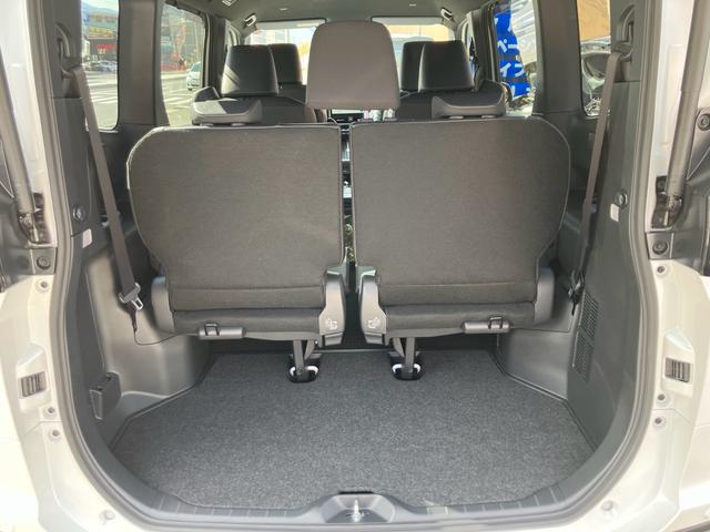 ヴォクシー ハイブリッドＳ－Ｚ　登録済未使用車　ナビテレビ　アラウンドビュー　後席フリップダウンモニター　ＥＴＣ　ヘッドアップディスプレイ　デジタルインナーミラー（11枚目）