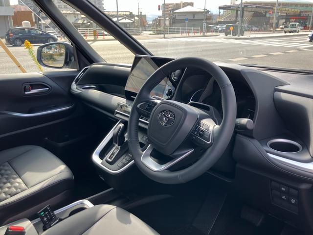 ヴォクシー ハイブリッドＳ－Ｚ　登録済未使用車　ナビテレビ　アラウンドビュー　後席フリップダウンモニター　ＥＴＣ　ヘッドアップディスプレイ　デジタルインナーミラー（14枚目）