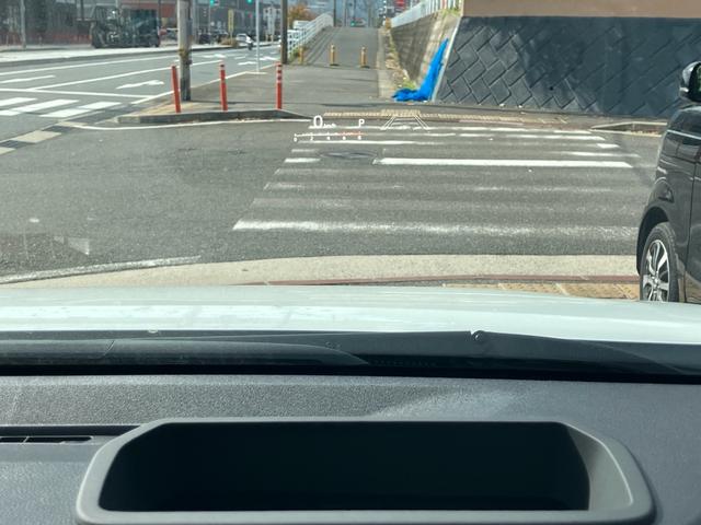 ヴォクシー ハイブリッドＳ－Ｚ　登録済未使用車　ナビテレビ　アラウンドビュー　後席フリップダウンモニター　ＥＴＣ　ヘッドアップディスプレイ　デジタルインナーミラー（27枚目）