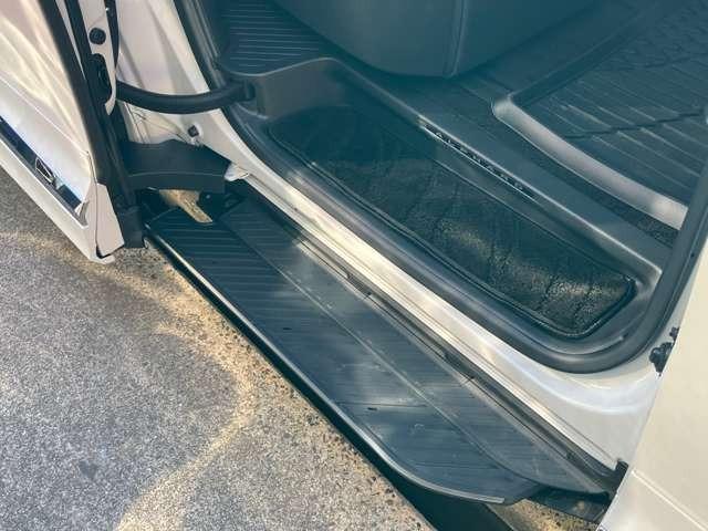 アルファード Ｚ　モデリスタエアロ　ＪＢＬサウンドシステム　サンルーフ　アラウンドビューモニター　デジタルインナーミラー　ナビテレビ　ＥＴＣ　両側パワースライドドア　オットマン　アダプティブクルーズコントロール（25枚目）