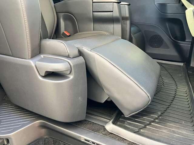 アルファード Ｚ　モデリスタエアロ　ＪＢＬサウンドシステム　サンルーフ　アラウンドビューモニター　デジタルインナーミラー　ナビテレビ　ＥＴＣ　両側パワースライドドア　オットマン　アダプティブクルーズコントロール（28枚目）