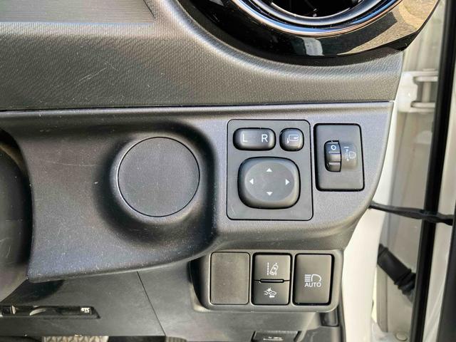 アクア S ETC ナビ TV レーンアシスト 衝突被害軽減システム オートマチックハイビーム キーレスエントリー 電動格納ミラー CVT 衝突安全ボディ ABS ESC CD ミュージックプレイヤー接続可(7枚目)