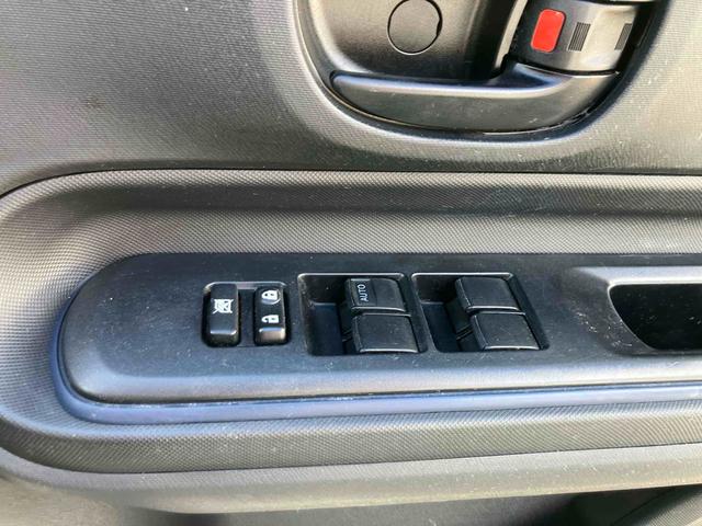 アクア S ETC ナビ TV レーンアシスト 衝突被害軽減システム オートマチックハイビーム キーレスエントリー 電動格納ミラー CVT 衝突安全ボディ ABS ESC CD ミュージックプレイヤー接続可(9枚目)