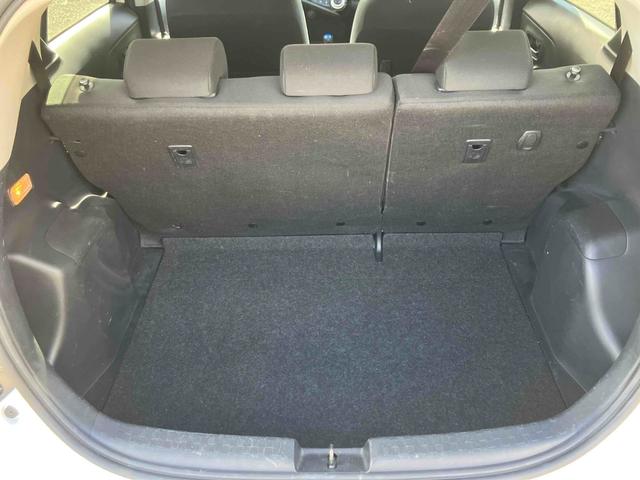 アクア S ETC ナビ TV レーンアシスト 衝突被害軽減システム オートマチックハイビーム キーレスエントリー 電動格納ミラー CVT 衝突安全ボディ ABS ESC CD ミュージックプレイヤー接続可(19枚目)