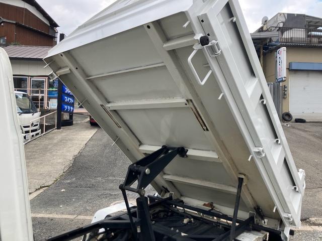 ハイゼットトラック 多目的ダンプ　４ＷＤ　ＰＴＯダンプ　５速マニュアル　ナビテレビ　エアコン　タイヤ４本新品　バッテリー新品　荷台塗装仕上げ済（9枚目）