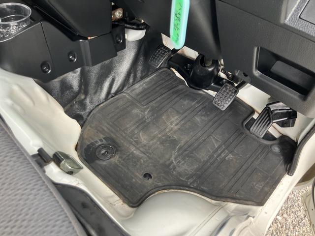 ハイゼットトラック 多目的ダンプ　４ＷＤ　ＰＴＯダンプ　５速マニュアル　ナビテレビ　エアコン　タイヤ４本新品　バッテリー新品　荷台塗装仕上げ済（24枚目）