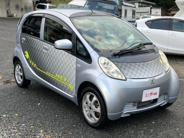 １６．０ＫＷＨ　エアコンコンプレッサー新品リコール対応済　ナビテレビ　バックカメラ　社外アルミホイール　スマートキー　シートヒーター