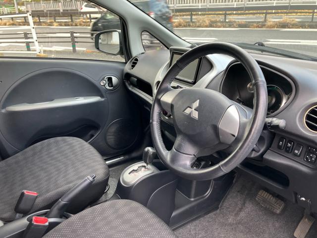 １６．０ＫＷＨ　エアコンコンプレッサー新品リコール対応済　ナビテレビ　バックカメラ　社外アルミホイール　スマートキー　シートヒーター