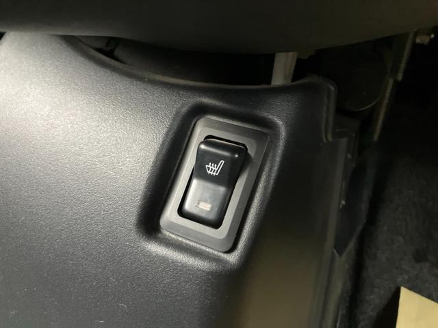 １６．０ＫＷＨ　エアコンコンプレッサー新品リコール対応済　ナビテレビ　バックカメラ　社外アルミホイール　スマートキー　シートヒーター