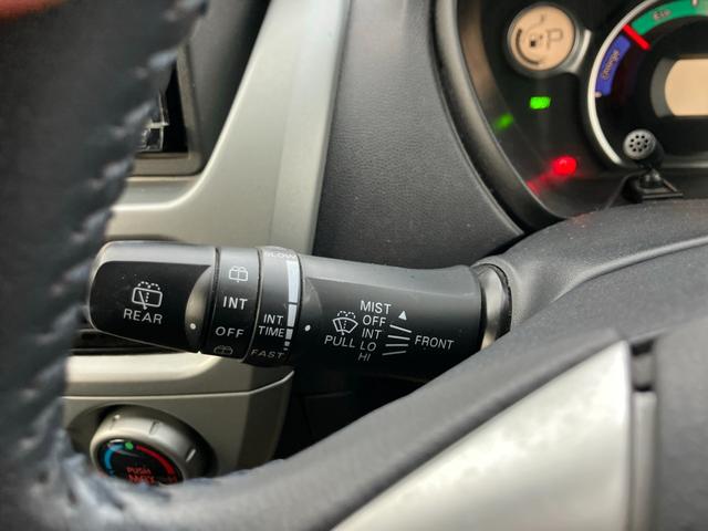 １６．０ＫＷＨ　エアコンコンプレッサー新品リコール対応済　ナビテレビ　バックカメラ　社外アルミホイール　スマートキー　シートヒーター