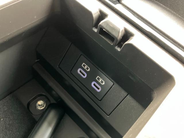 プリウス Ｚ　ワンオーナー　パノラミックビューモニター　パワーゲート　デジタルインナーミラー　ナビテレビ　スマートキー　プッシュスタート　セキュリティー　アイドリングストップ　ＬＥＤライト　記録簿　取扱説明書（31枚目）