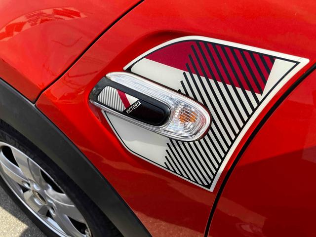 ＭＩＮＩ ヴィクトリア　ワンオーナー　ＥＴＣ　ナビ　アルミホイール　キーレスエントリー　ＬＥＤヘッドランプ　アイドリングストップ　電動格納ミラー　ＣＶＴ　盗難防止システム　ＡＢＳ　ＥＳＣ　エアコン　パワーステアリング（27枚目）