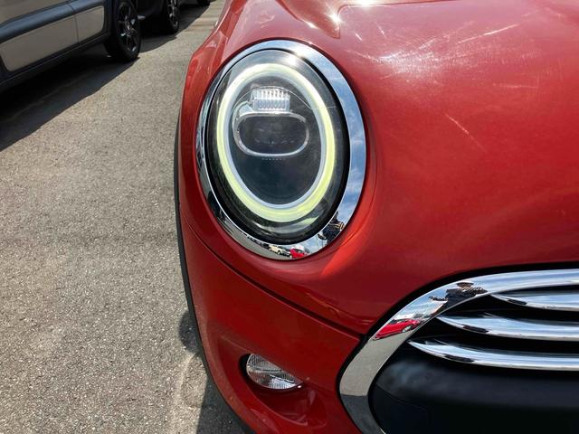 ＭＩＮＩ ヴィクトリア　ワンオーナー　ＥＴＣ　ナビ　アルミホイール　キーレスエントリー　ＬＥＤヘッドランプ　アイドリングストップ　電動格納ミラー　ＣＶＴ　盗難防止システム　ＡＢＳ　ＥＳＣ　エアコン　パワーステアリング（29枚目）