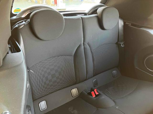 ＭＩＮＩ クーパーＳ　コンバーチブル　オープンカー　クリアランスソナー　ＡＴ　キーレスエントリー　電動格納ミラー　アルミホイール　ＣＤ　エアコン　パワーステアリング　パワーウィンドウ（45枚目）