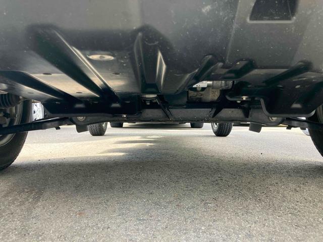 ハイゼットトラック スタンダード 4WD 三方開 MT 衝突被害軽減システム クリアランスソナー アイドリングストップ オートライト ESC エアコン パワーステアリング 運転席エアバッグ(24枚目)